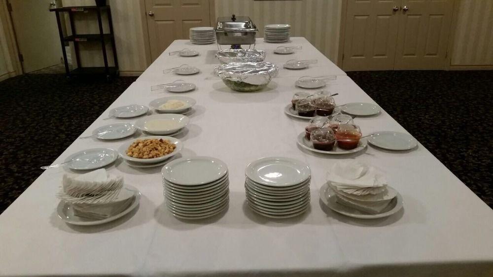 Quality Inn & Suites Oakville Bagian luar foto