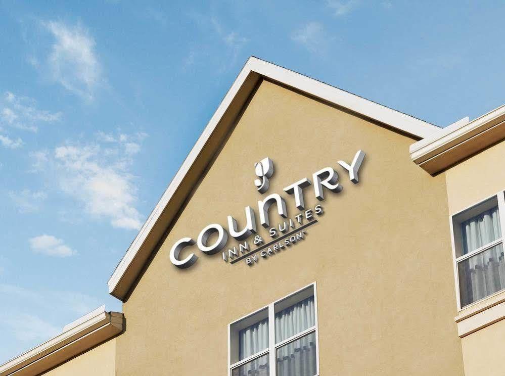 Quality Inn & Suites Oakville Bagian luar foto